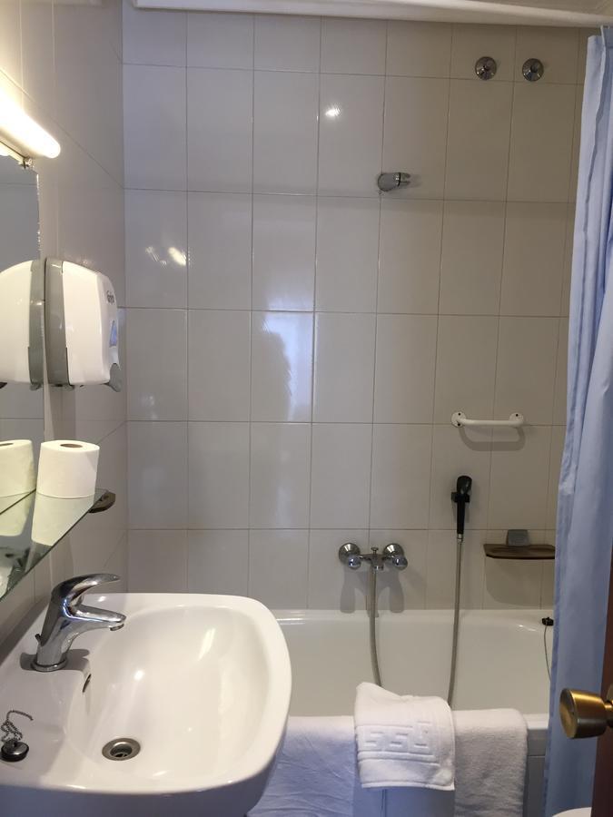 Hotel Restaurante Derby Carballino Ngoại thất bức ảnh